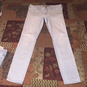 ✅Hollister Jean Legging